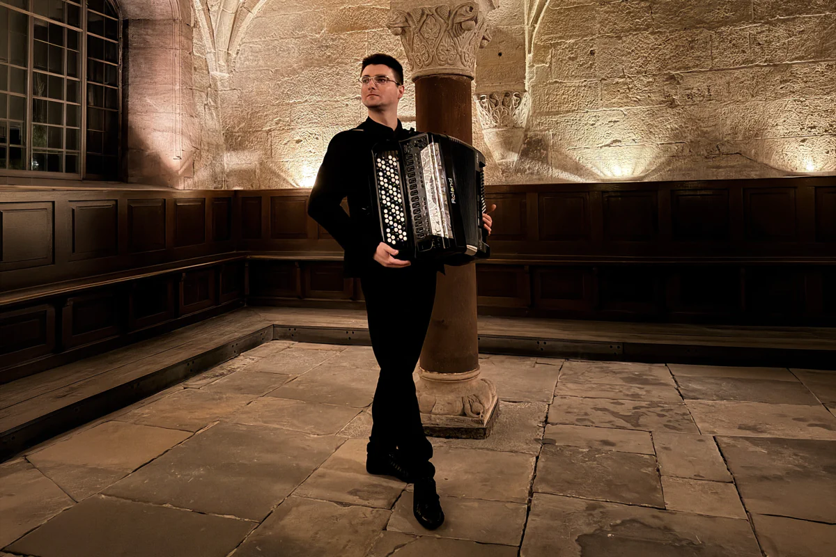 Piotr Zarzyka | Oferta Akordeon Solo