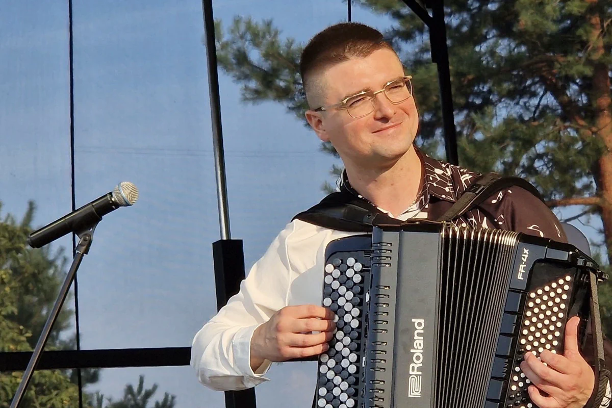 Piotr Zarzyka | Oferta Akordeon Solo