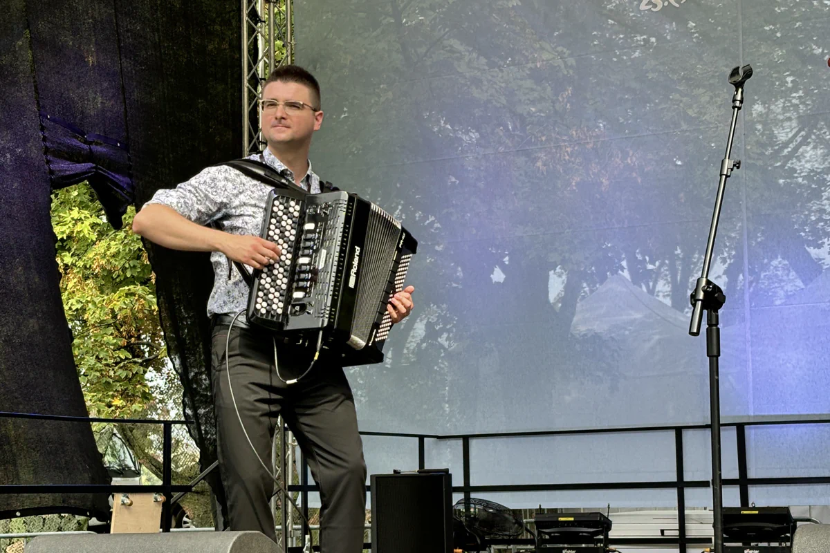 Piotr Zarzyka | Oferta Akordeon Solo